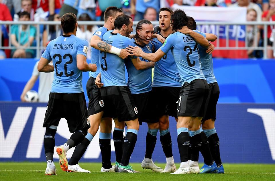 Hạ tuyển Nga 3-0, Uruguay thách thức Bồ Đào Nha và Tây Ban Nha